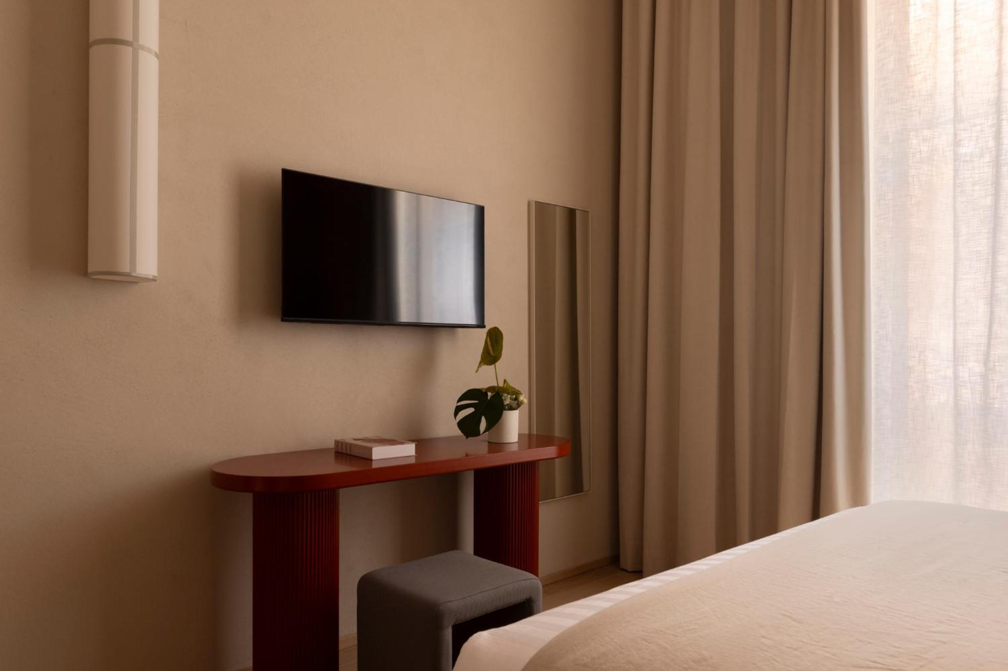 Velvet Grey Boutique Hotel 3*