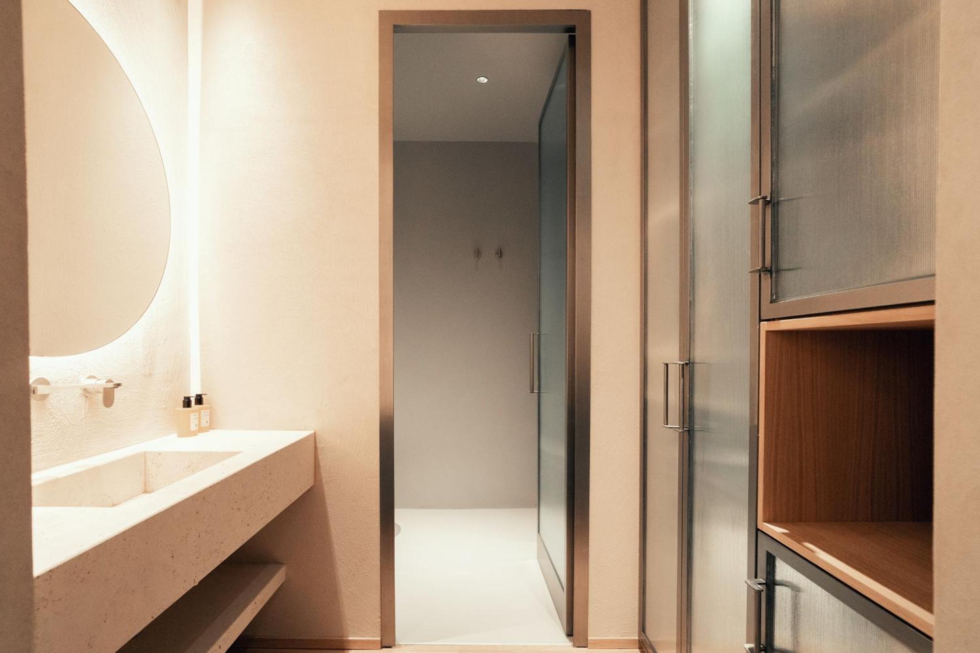 Velvet Grey Boutique Hotel 3*